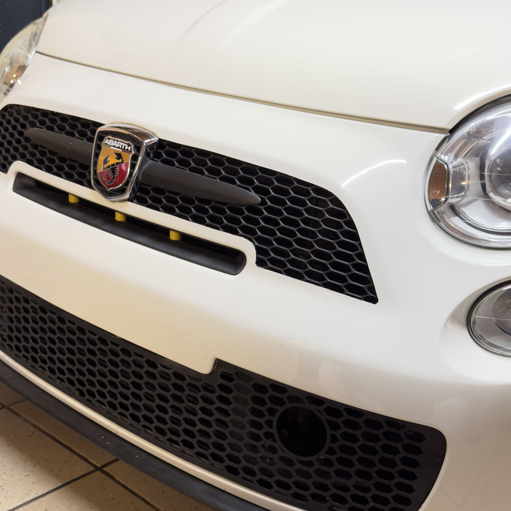 Abarth Frontstoßstangen Vent-Clips – oberer Lufteinlass